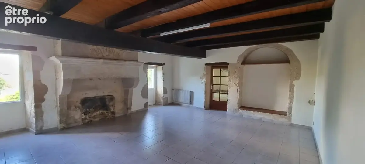 Maison à ESCLOTTES