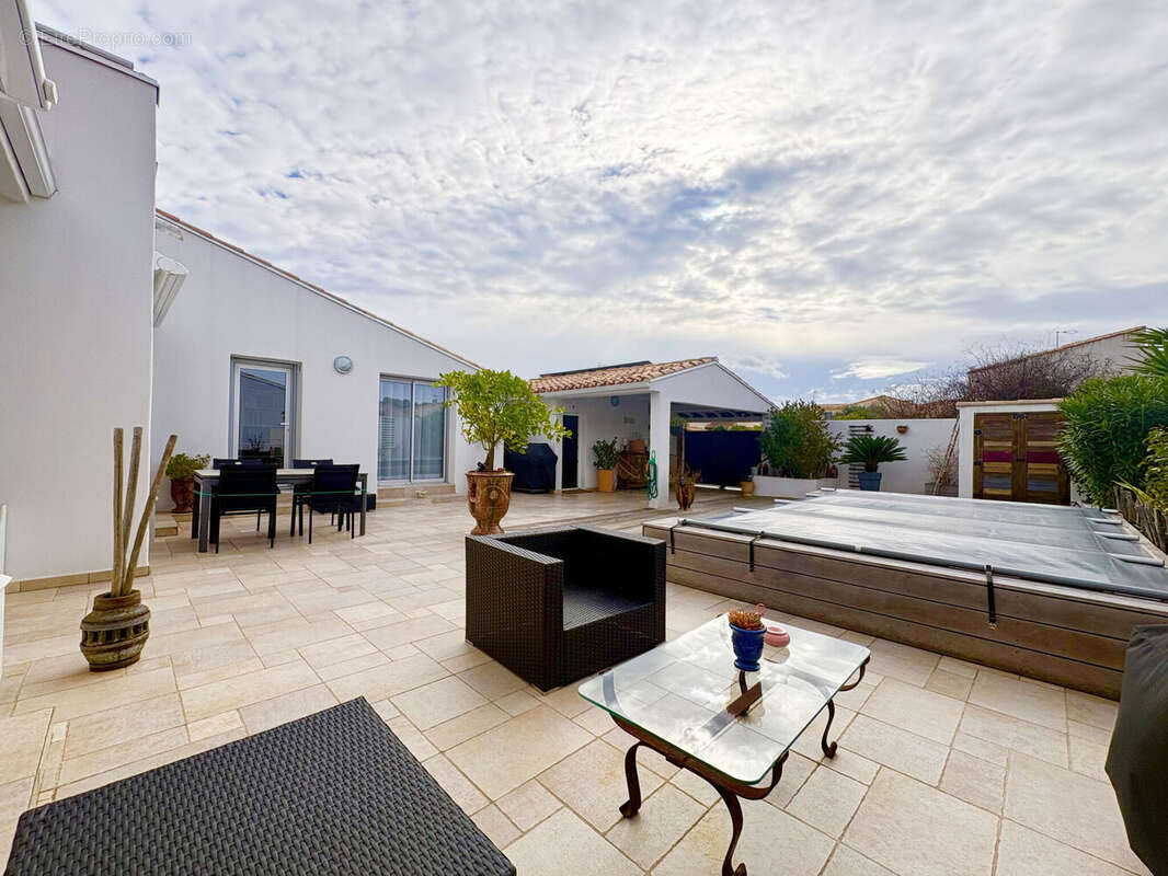 Photo 3 - Maison à MAUGUIO