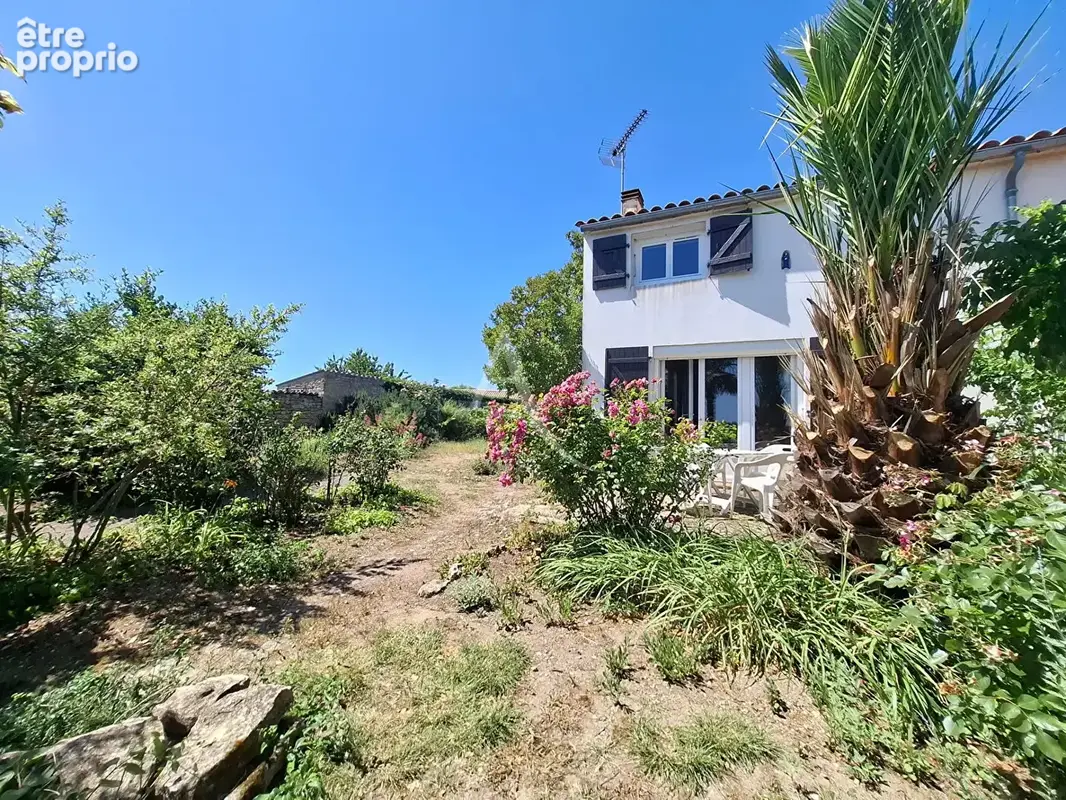 Maison à Saint Michel-en-l'Herm - photo 13
