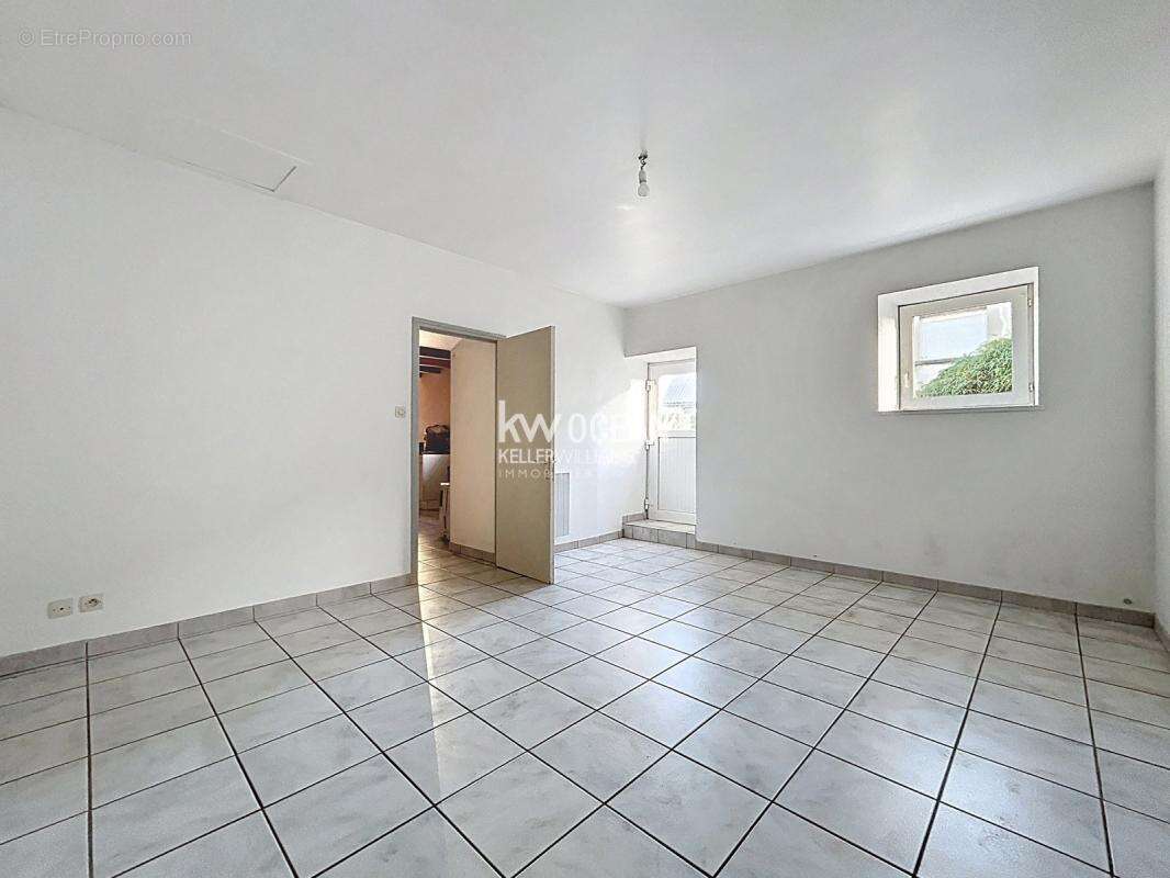 Maison à SAINT-URBAIN