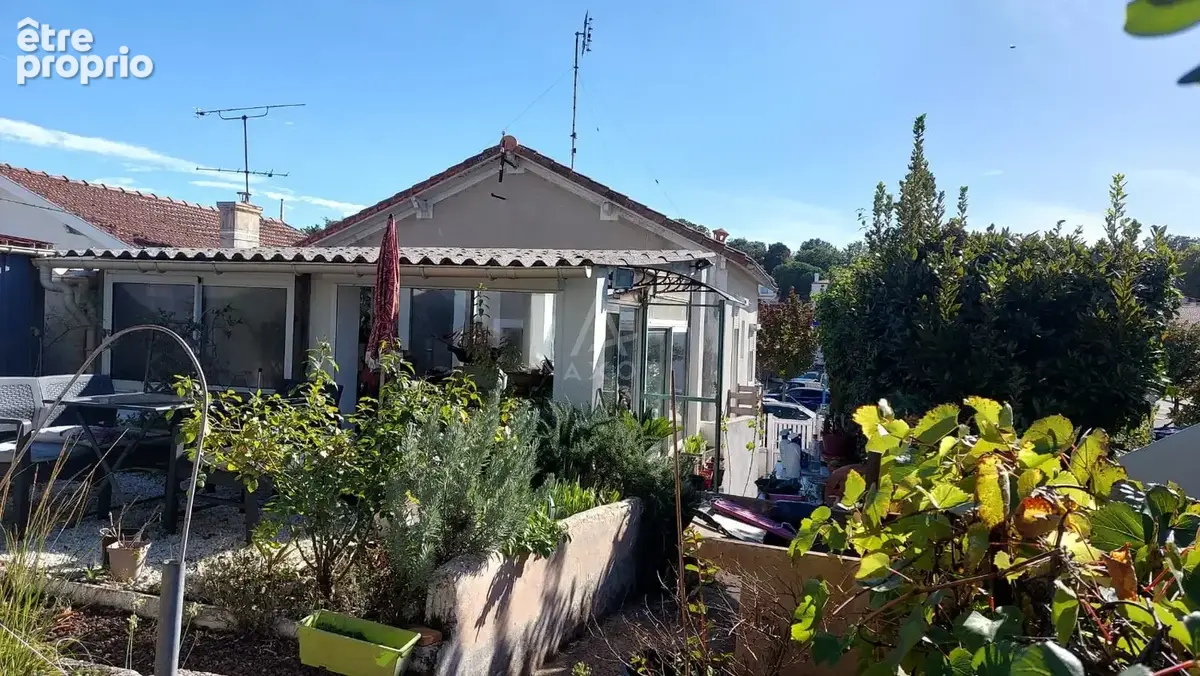 Maison Royannaise entièrement rénovée - photo 7