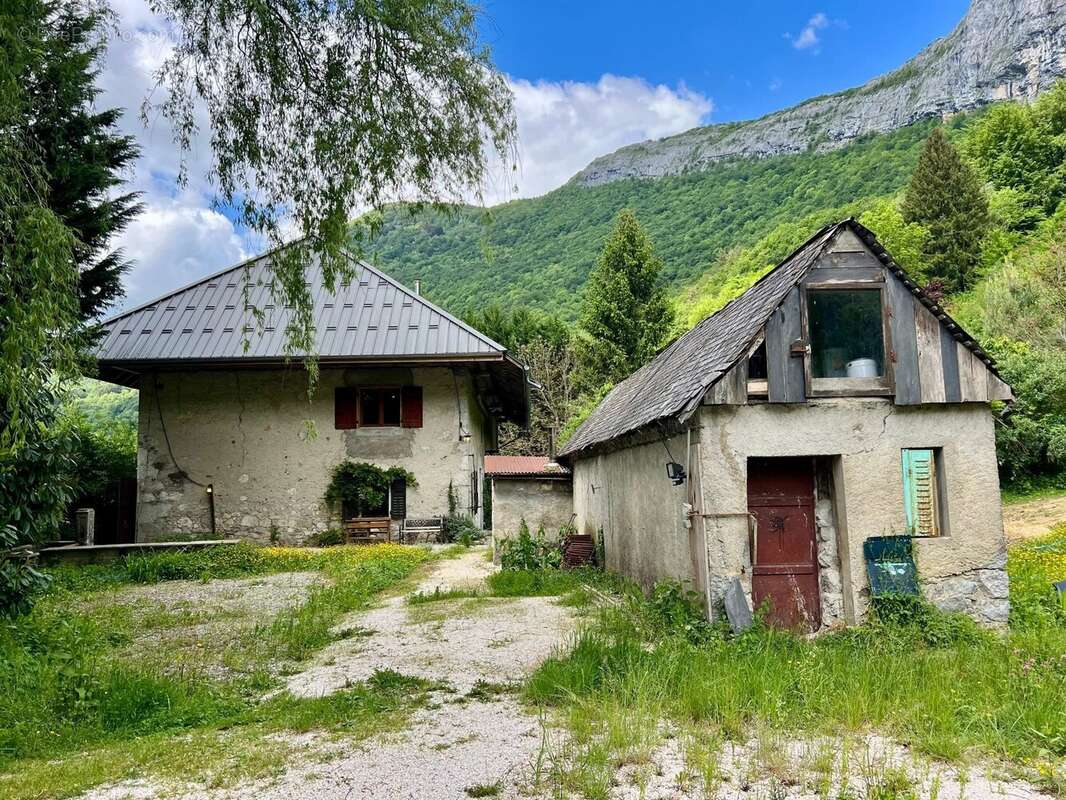 Maison à ALLEVES