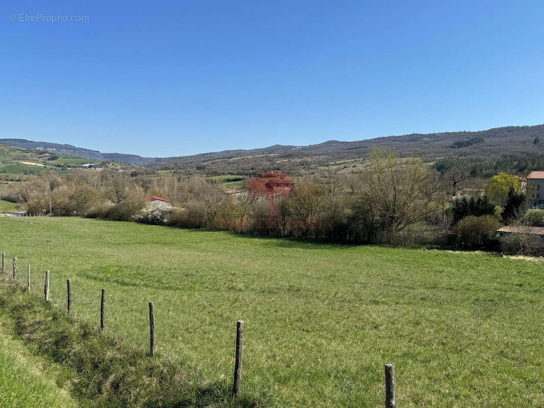 Terrain à LAPANOUSE-DE-CERNON