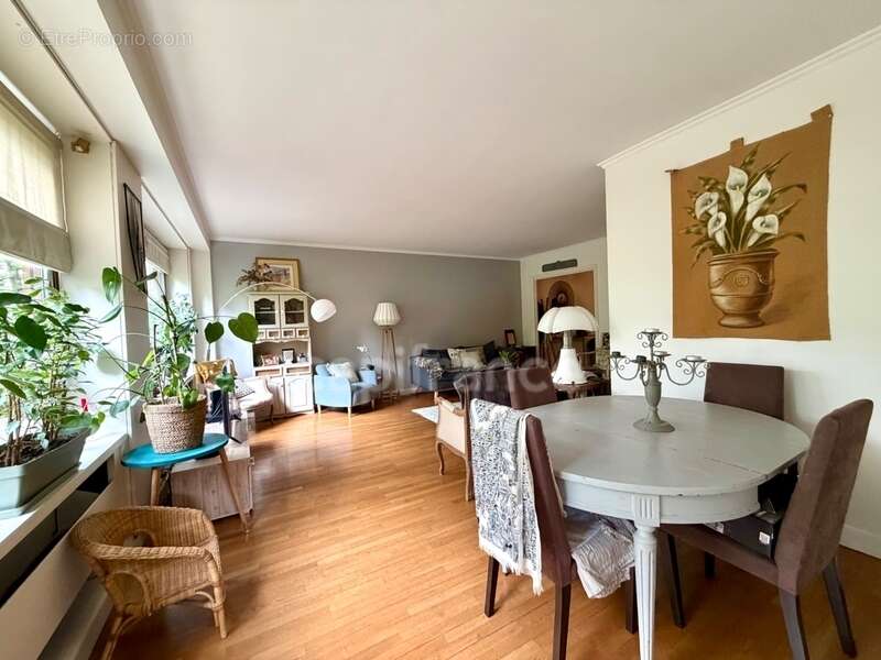 Appartement à LOUVECIENNES