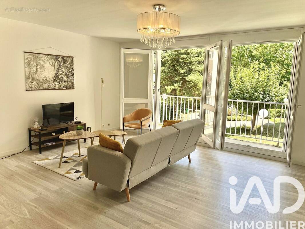 Photo 1 - Appartement à MONTIGNY-LE-BRETONNEUX