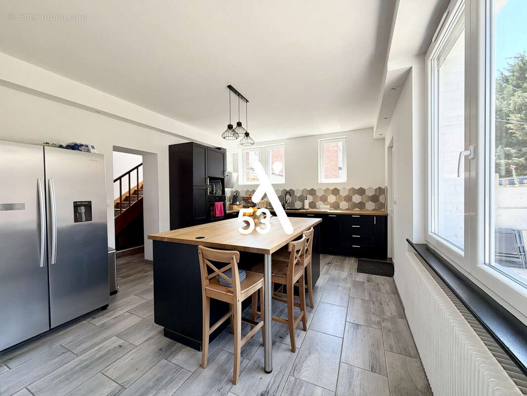 Maison 181 m² à Wizernes  - photo 5