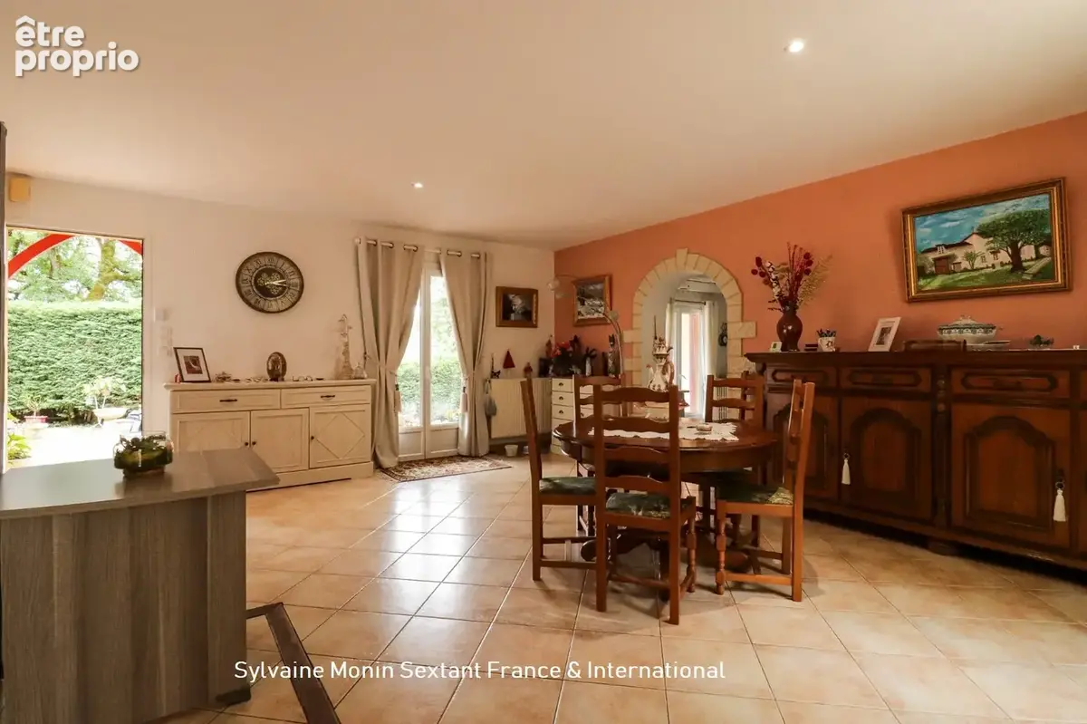 Maison rénovée de plain-pied avec jardin au calme - photo 8
