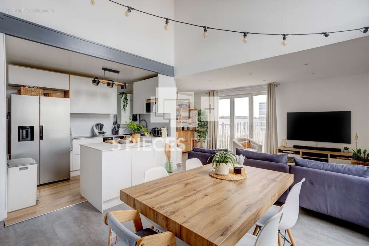 Appartement à GENNEVILLIERS