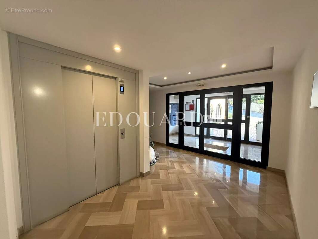 Appartement à MENTON