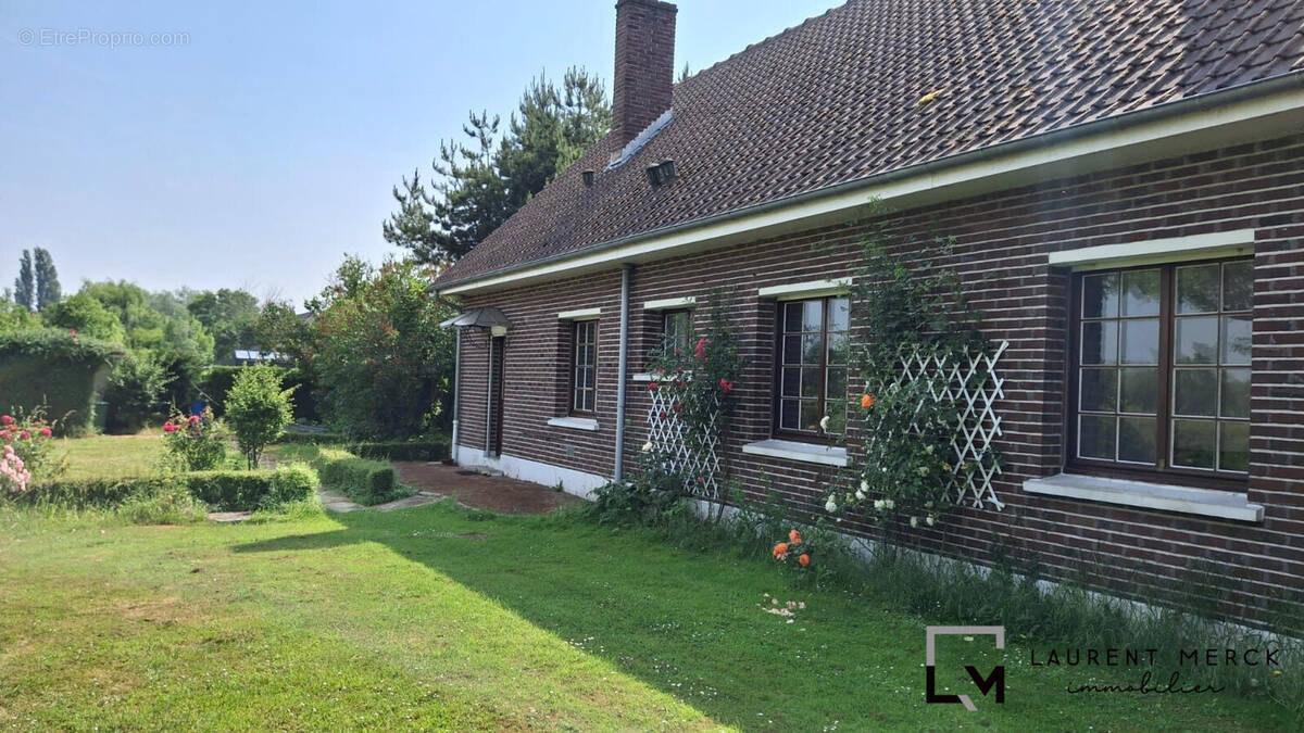 Maison à HOULLE