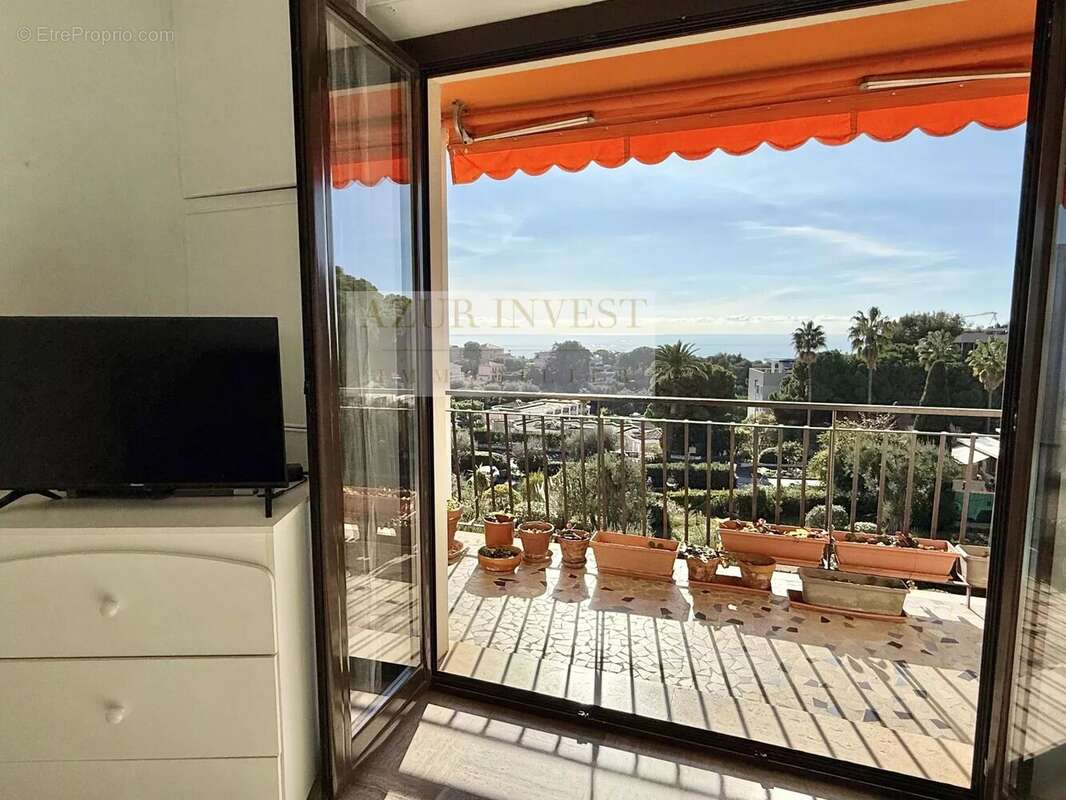 Appartement à ROQUEBRUNE-CAP-MARTIN