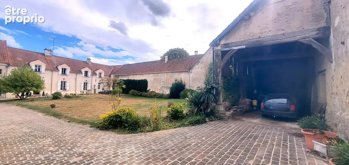 Photo Autres à Annet-Sur-Marne au prix de 900 000€