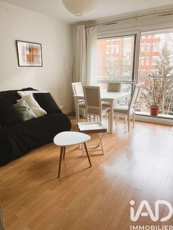 Photo 3 - Appartement à PARIS-18E