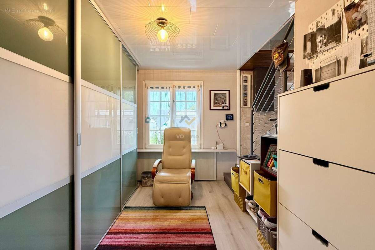 Maison 147 m² à Saint-Bernard  - photo 9