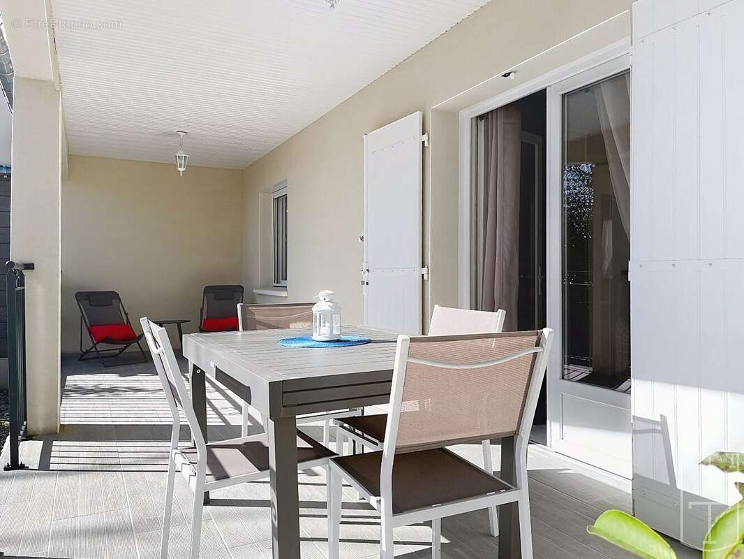 Maison à SAINT-ALBAN-AURIOLLES