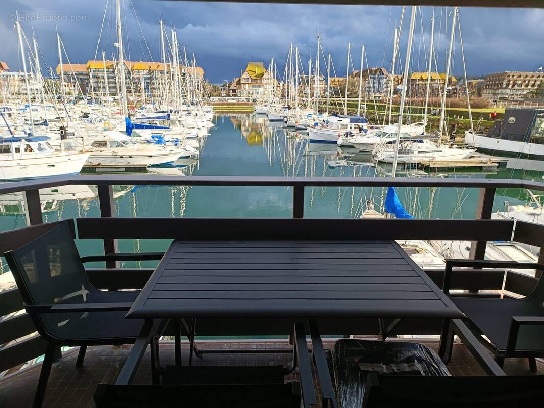 Appartement à DEAUVILLE