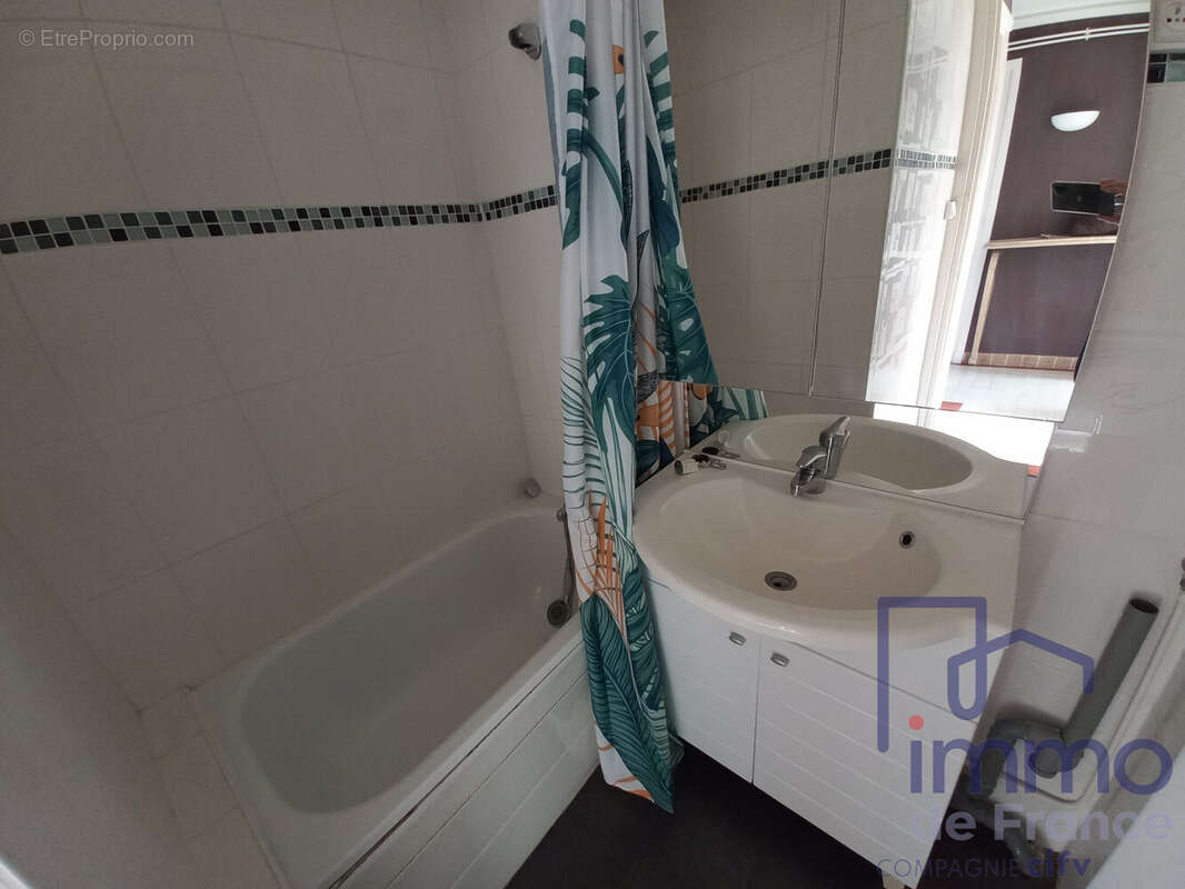 Appartement à SAINT-ETIENNE