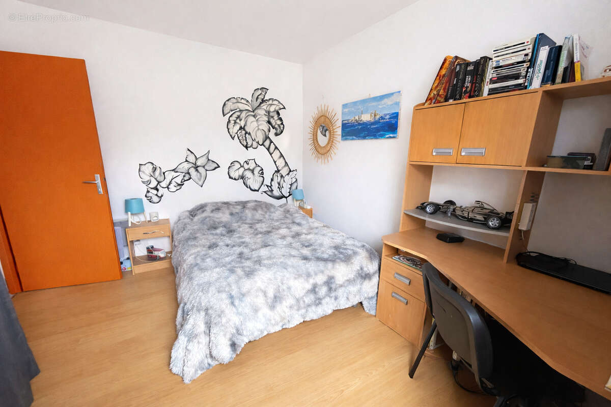 Appartement à SCY-CHAZELLES