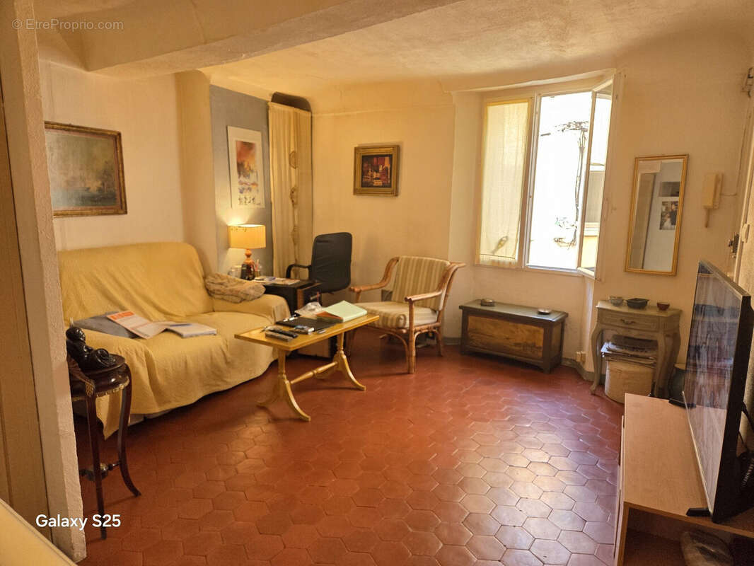 Appartement 160 m² à Sollies-Pont  - photo 2