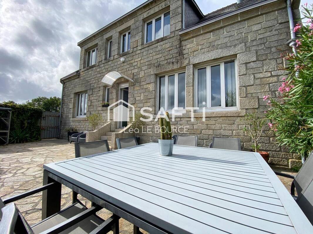 Photo 1 - Maison à ERGUE-GABERIC