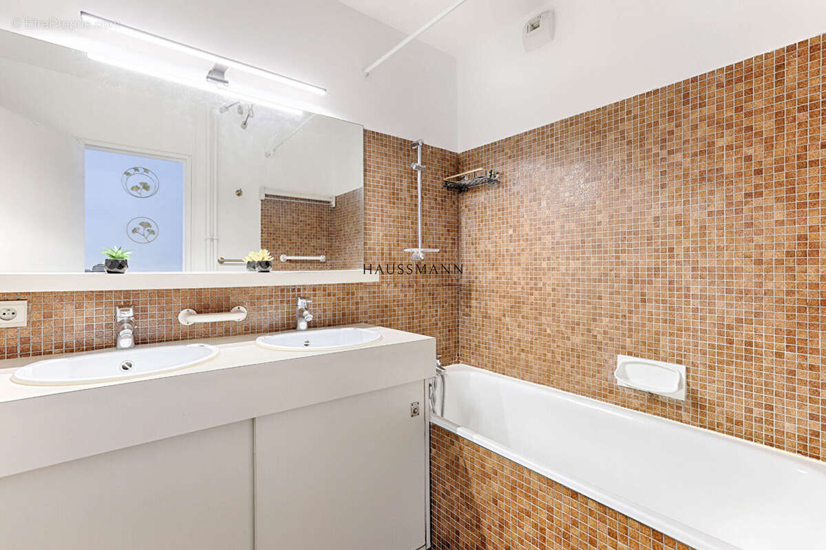 Appartement à PARIS-13E