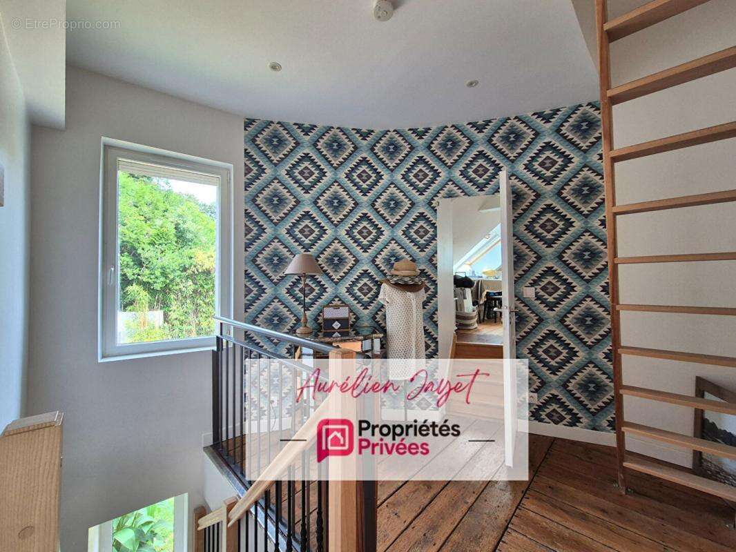 Maison Atypique  au coeur de  Gonneville La Mallet - photo 8