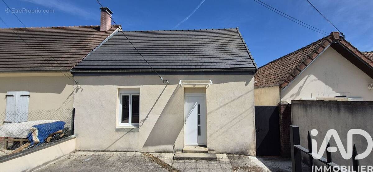 Photo 1 - Maison à NOYON