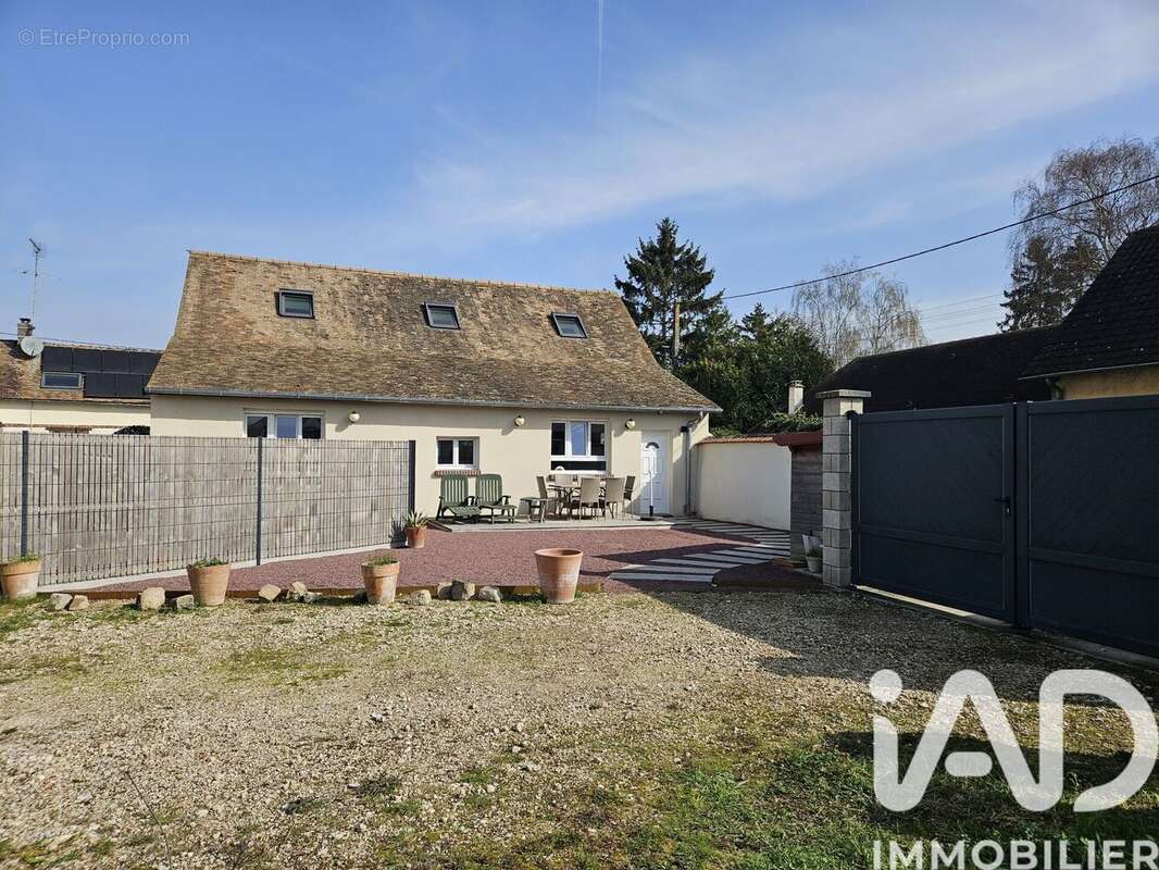 Photo 3 - Maison à ABONDANT