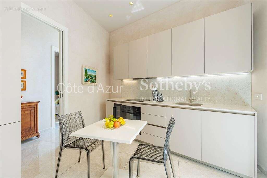 Appartement à MENTON