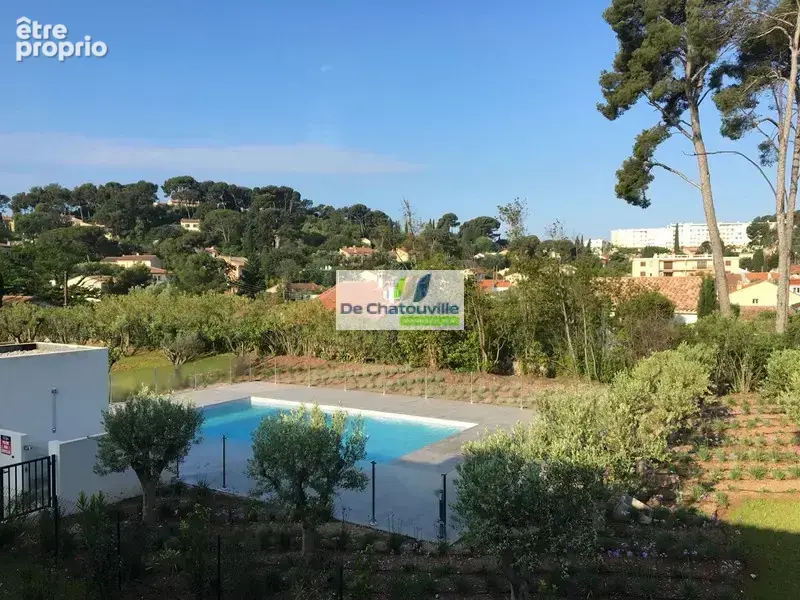 T2 récent avec balcon, piscine - photo 10