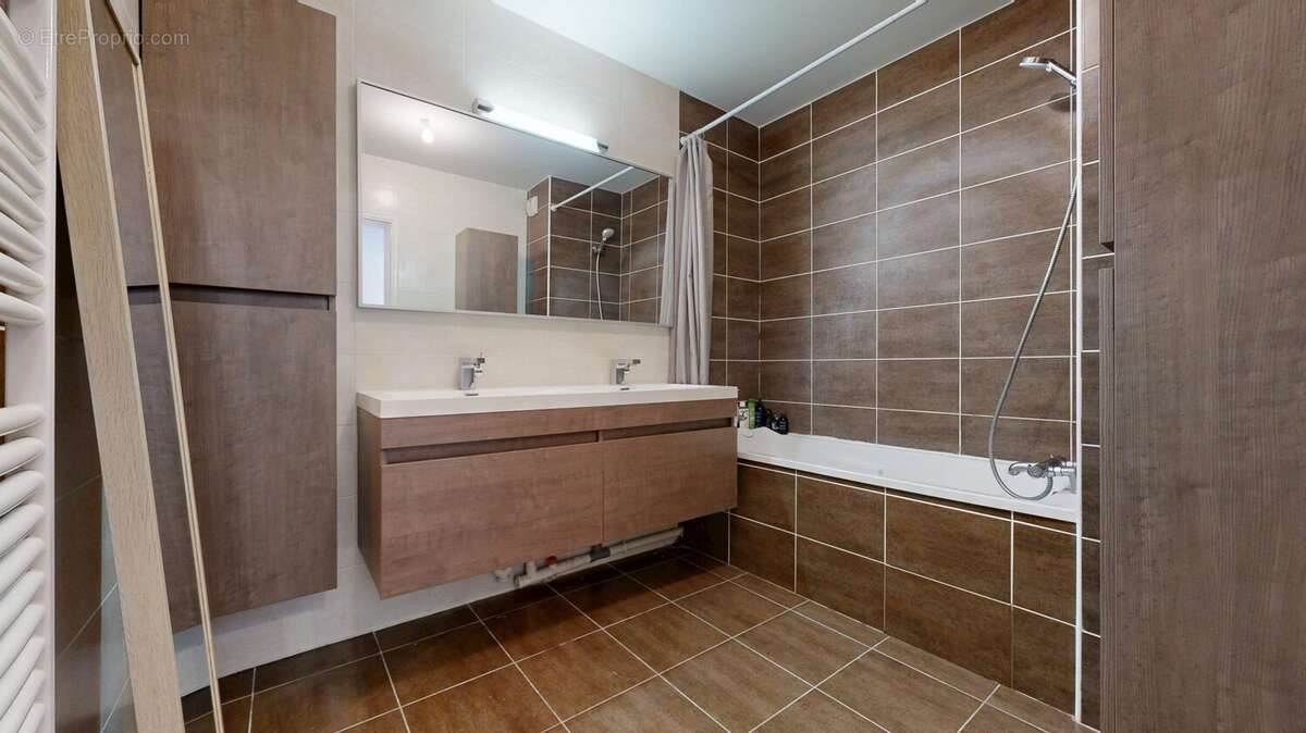 Appartement à LYON-7E