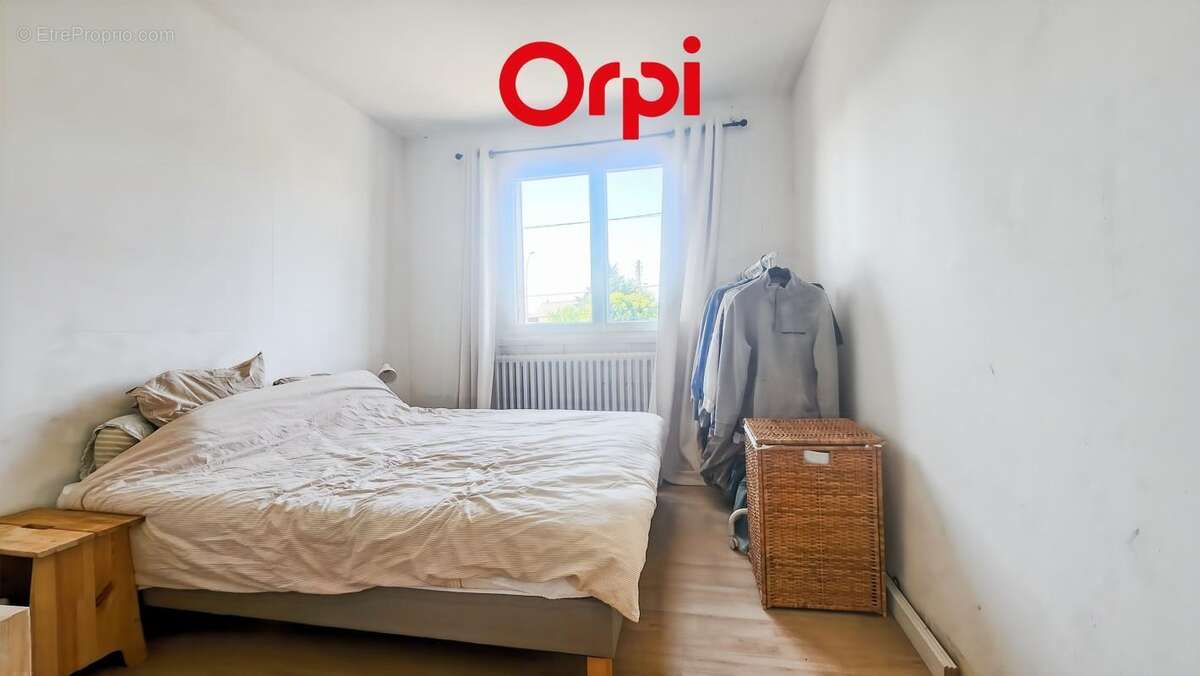 Maison familiale 5 pièces, 4 chambres et sous-sol total - Athis-Mons Quartier des Plantes - photo 9