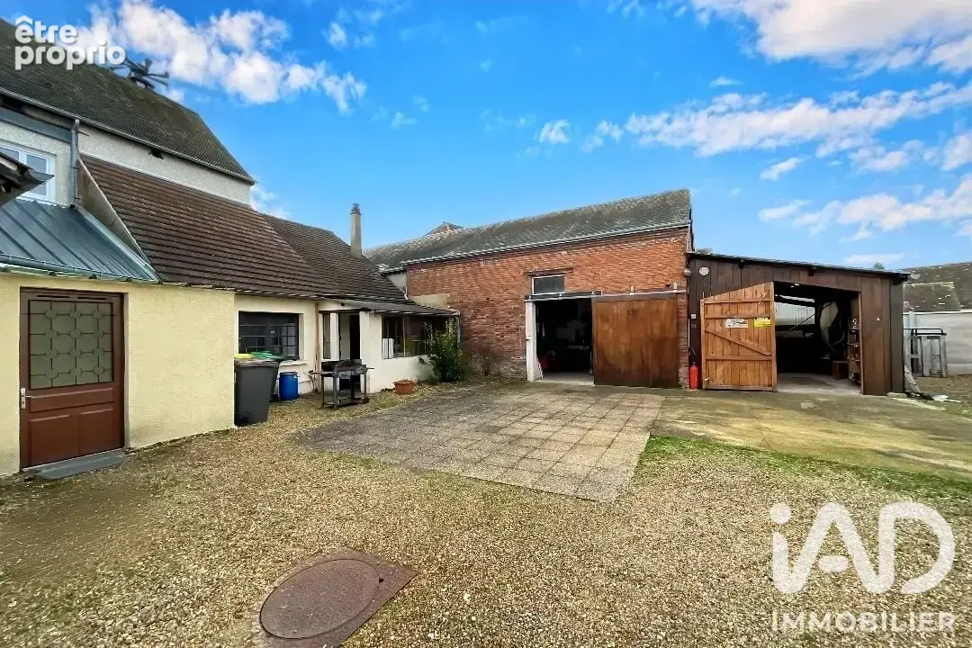 Photo 1 - Appartement à MEZIERES-EN-DROUAIS