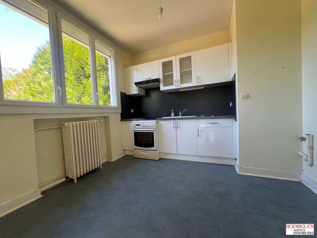 Maison 101 m² à Poitiers  - photo 4
