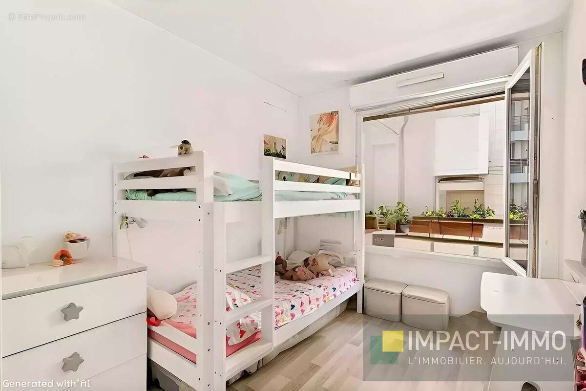 Appartement à LEVALLOIS-PERRET