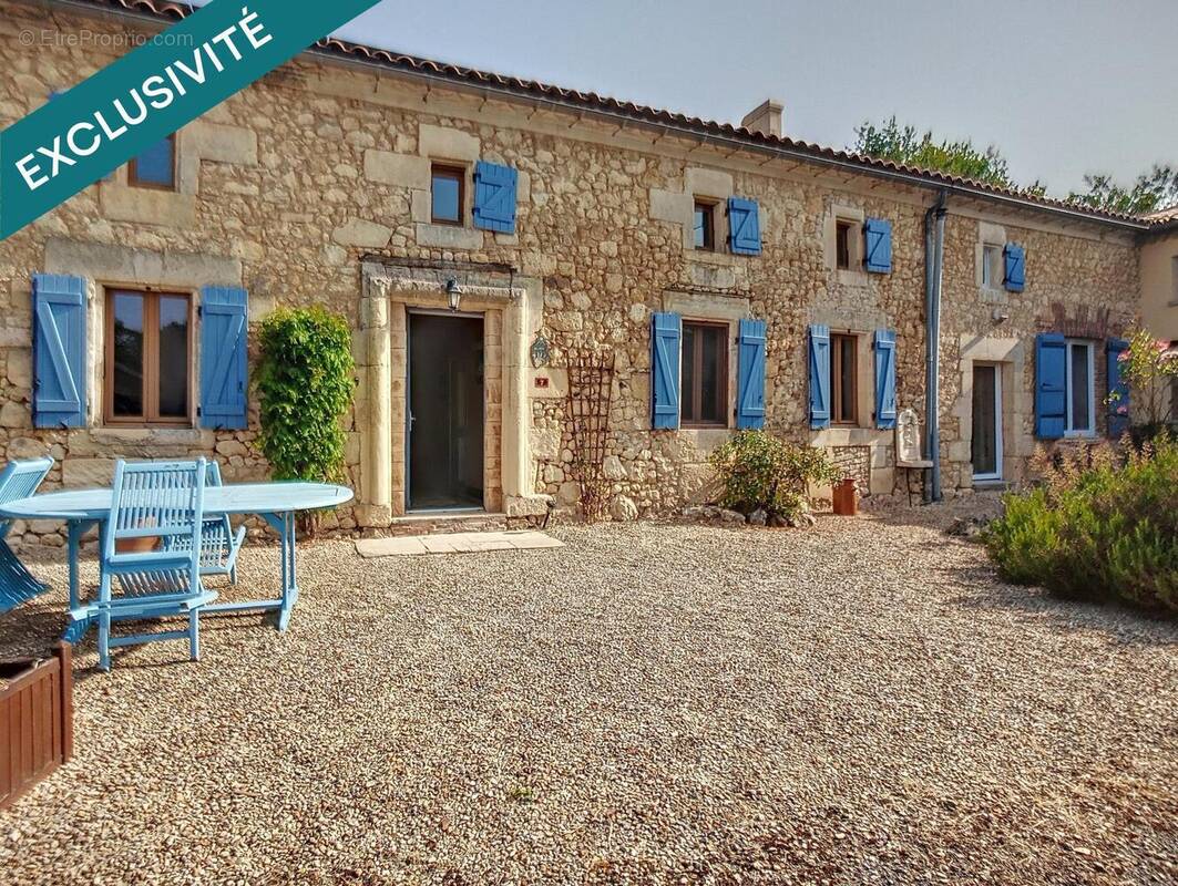 Photo 1 - Maison à LE FOUILLOUX