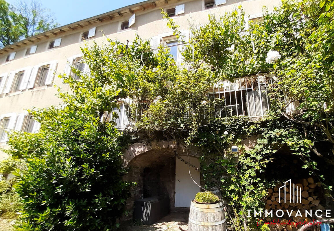 Maison à CAMARES