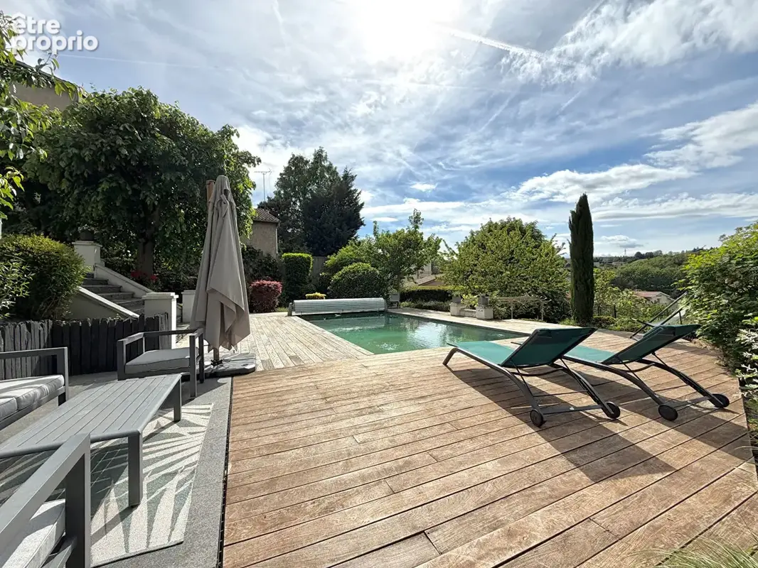 Demeure de Prestige, Élégante Maison Eiffel de 1898 avec Piscine et Parc Arboré - photo 2