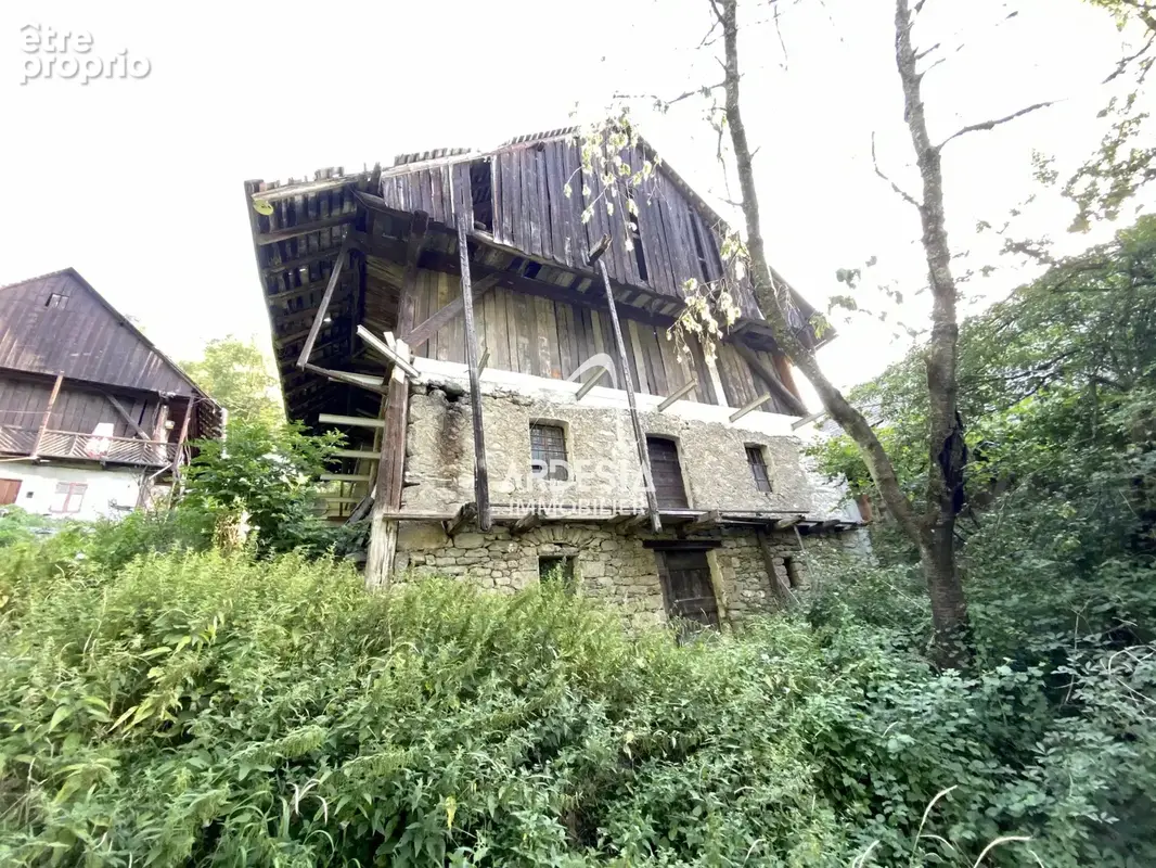 Grange à rénover Jarrier 1181 m2 terrain - photo 16