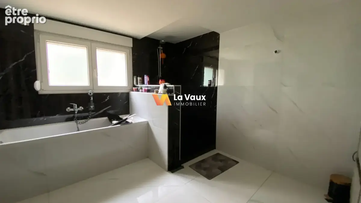 Immeuble de rapport ? 3 appartements ? jardin s& parking - photo 9