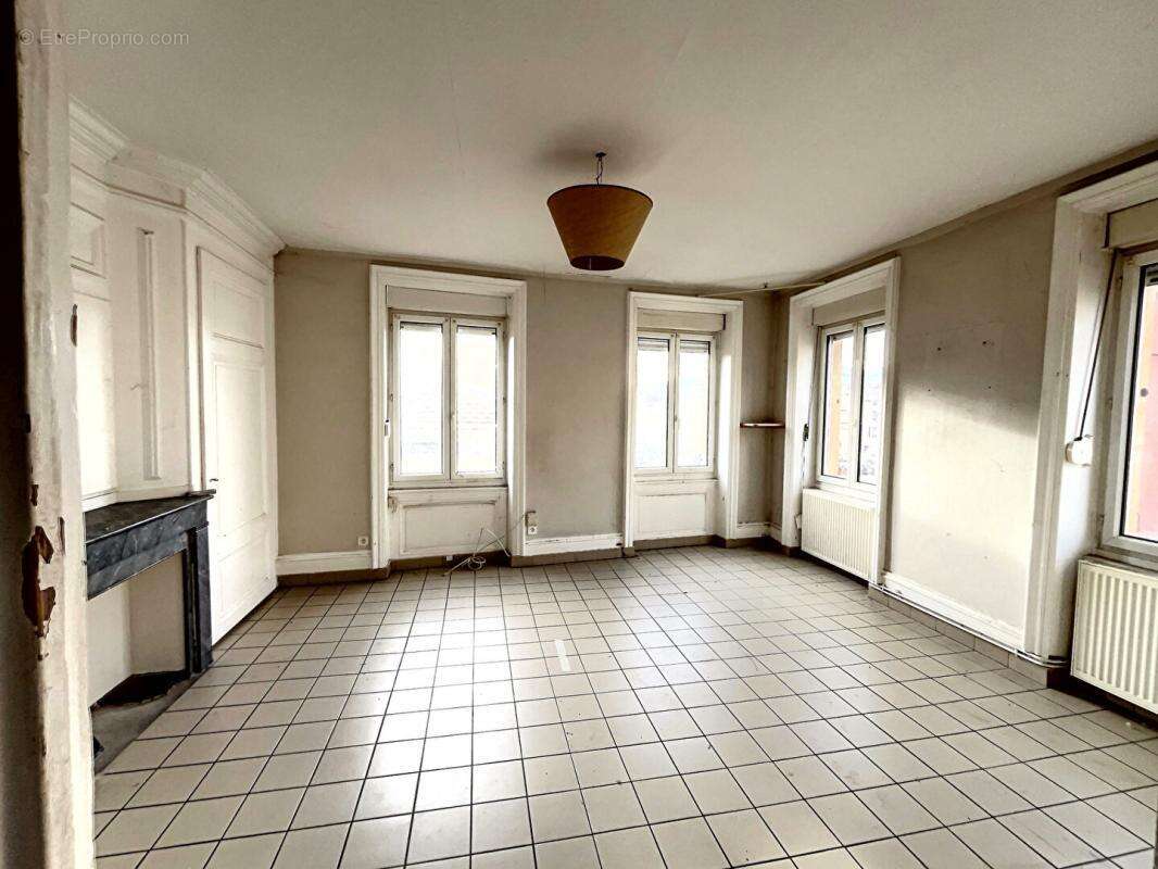 Appartement Bessenay 4 pièce(s) 74 m2 - photo 2