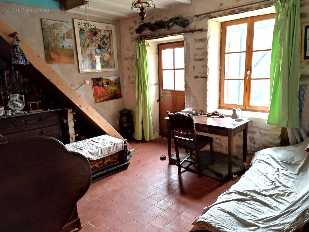 Maison à SAINT-REVERIEN