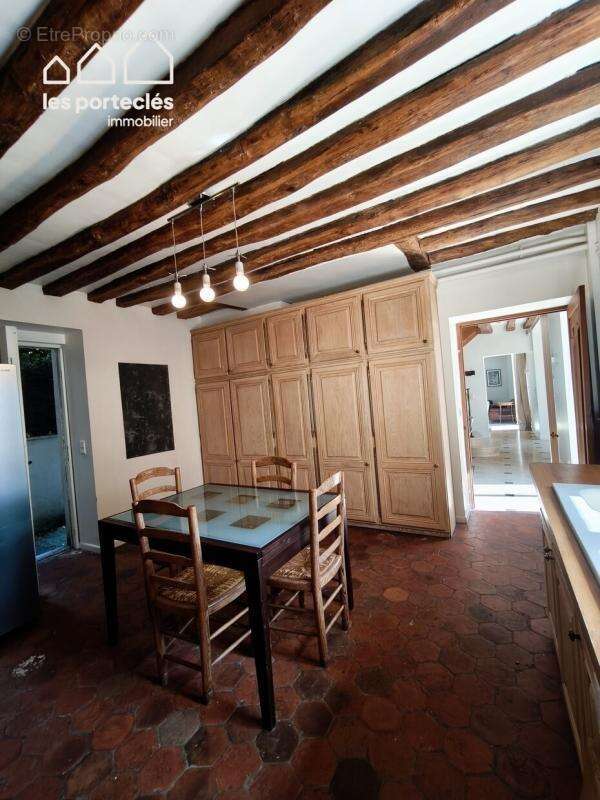 Demeure ancienne rénovée  11 pièces - 7 chambres - photo 11