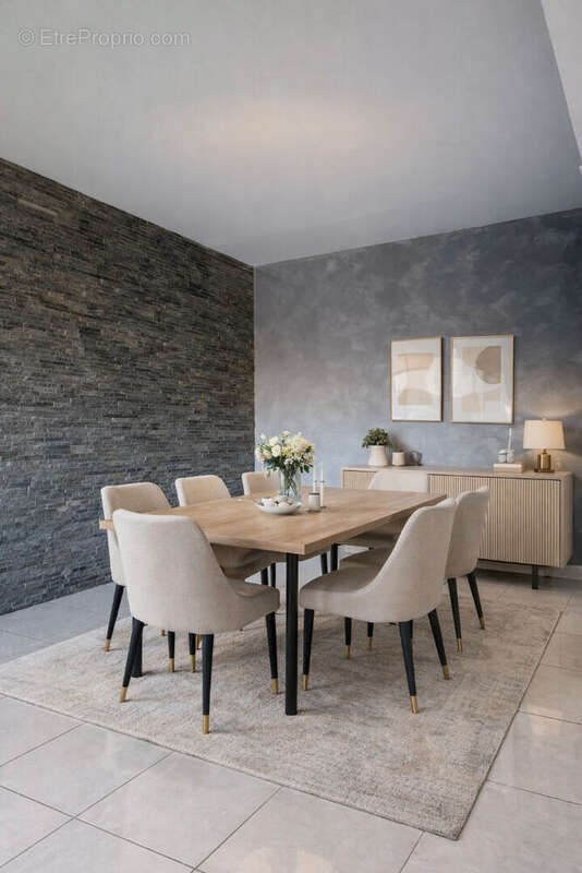 Appartement à CHILLY-MAZARIN