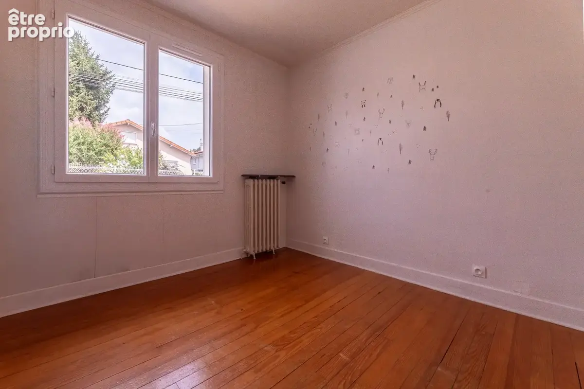 BILLÈRE (64) – Maison familiale de 126 M² – 4 chambres et bureau – Terrasse, garage et grand jardin - photo 15