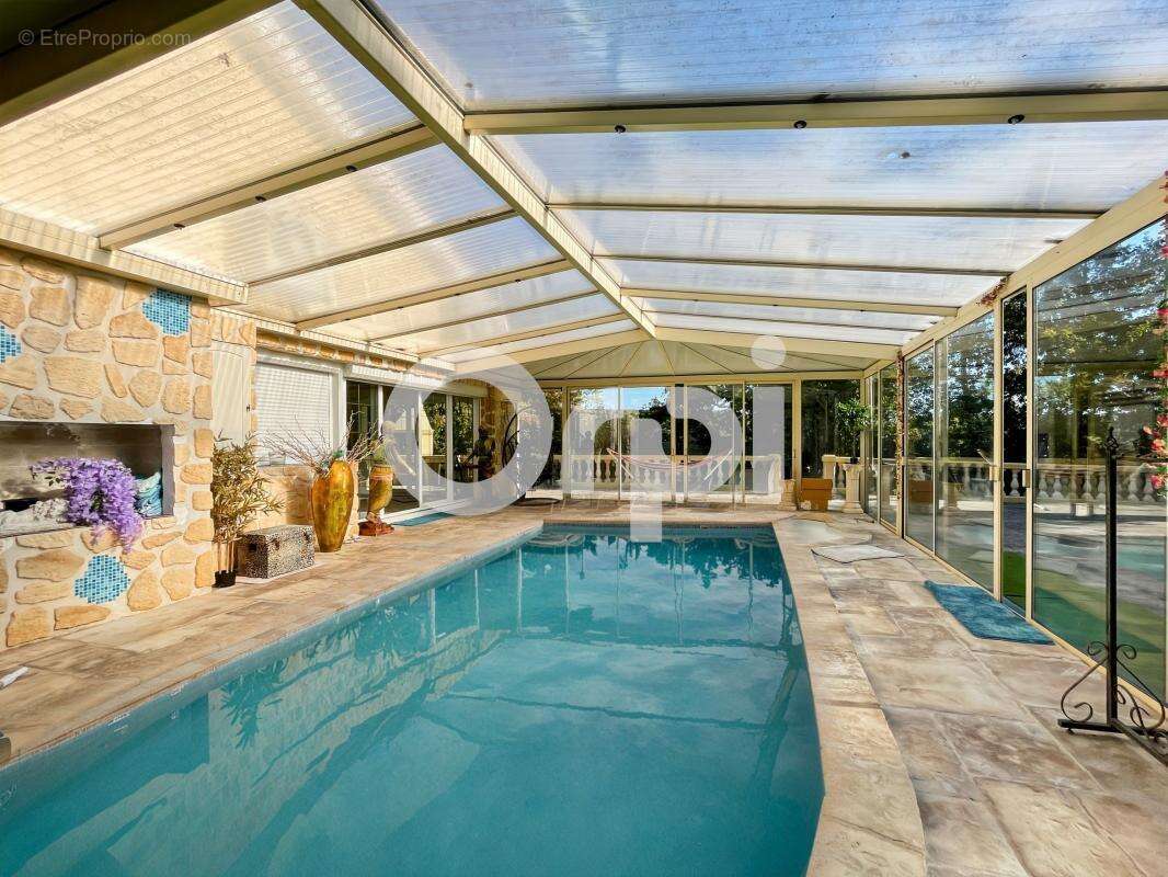 Maison à ARNIERES-SUR-ITON