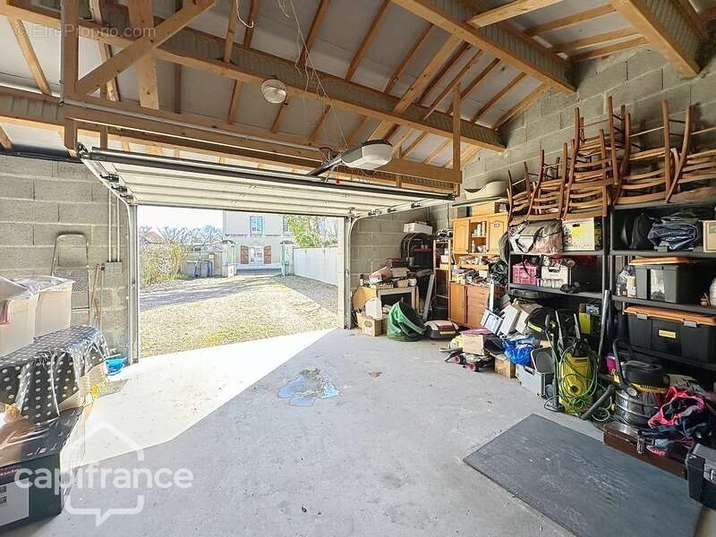 Maison à MONTREUIL-BELLAY