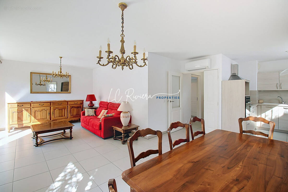 Appartement à SAINT-RAPHAEL