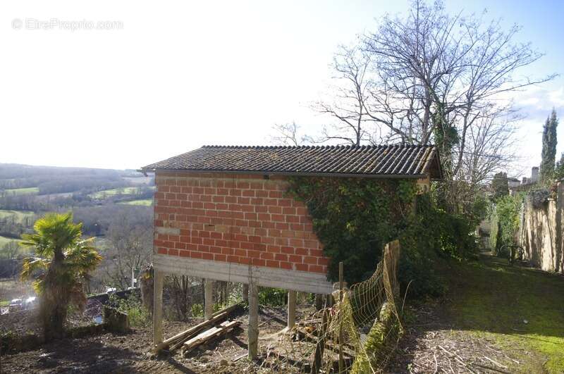 Grange en cours de transformation à vendre 1 pièces à MONTESQUIOU (32) 42.50 m² sur terrain de 400 m² environ - photo 11