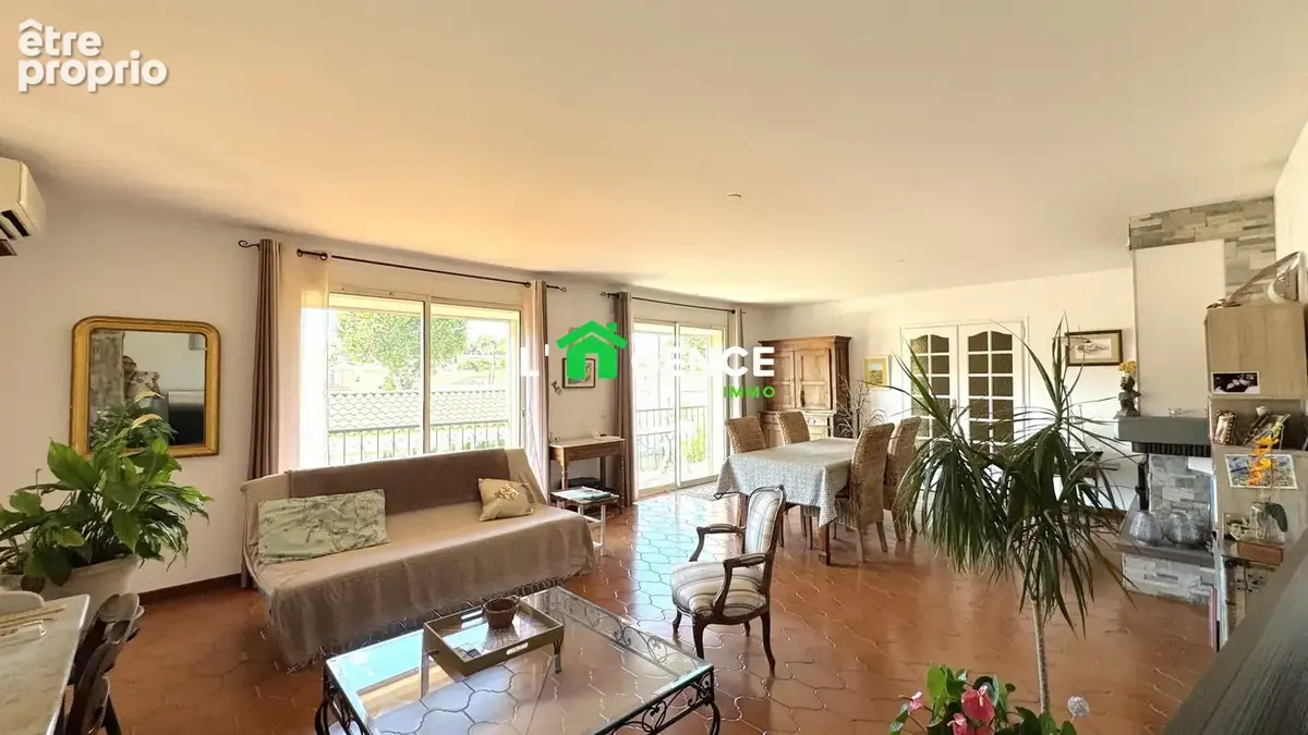 Maison 7 pièces 200 m² à vendre à Istres (13800) - photo 3